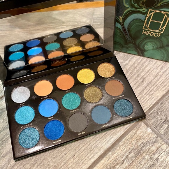 HipDot Other - 🎉HP🎉 NIB! HipDot Cenote Eyeshadow Palette